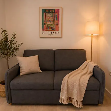 Aparthotel At - Tirelo Portugalete