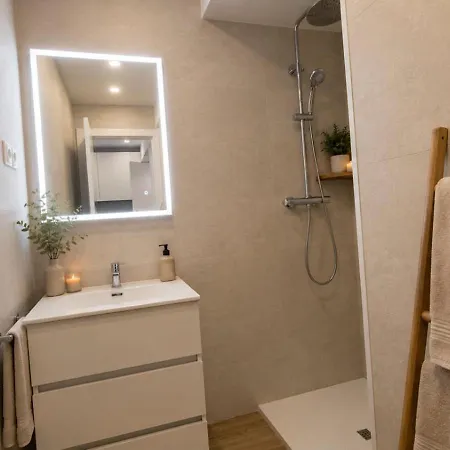 Aparthotel At - Tirelo 3*