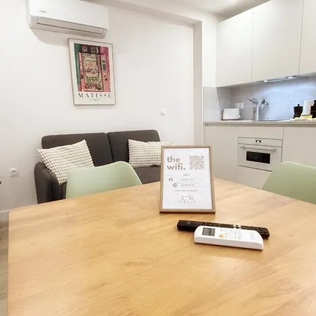 At - Tirelo Aparthotel 3*