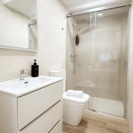 At - Tirelo Aparthotel Portugalete